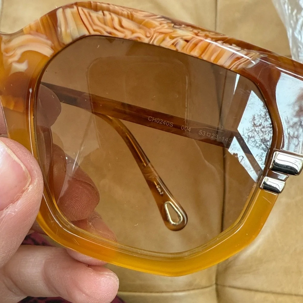 LIKE NEW $500 MSRP CHLOE West Butterfly Sunglasses in Brown